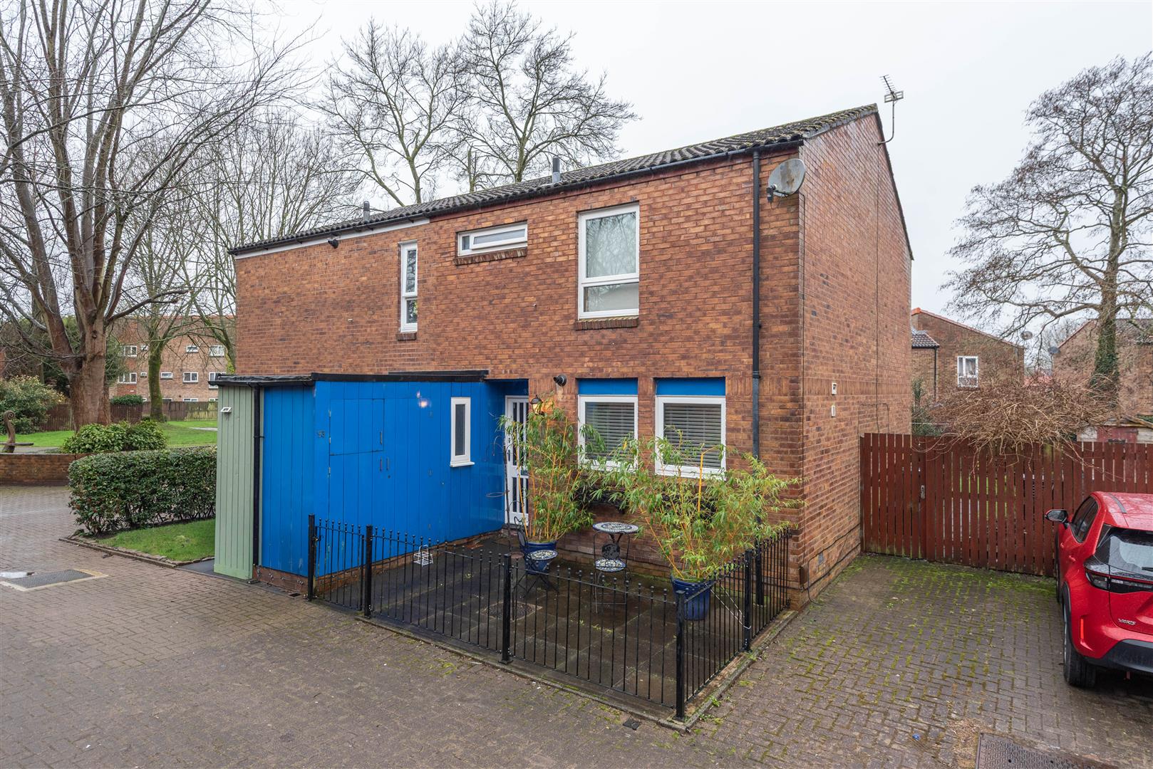 3 bed property in Broadfields, Chorley